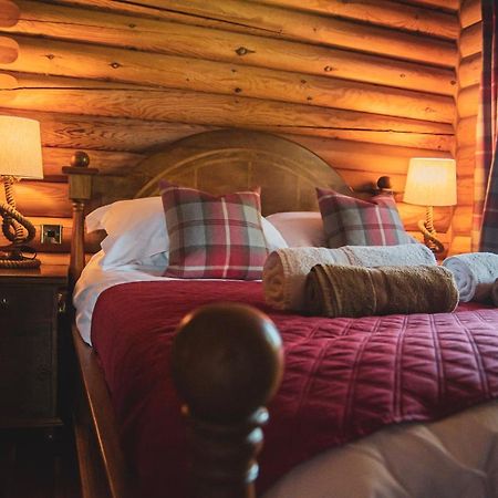 Tomatin - Luxury Two Bedroom Log Cabin With Hot Tub Berwick Upon Tweed Exterior foto